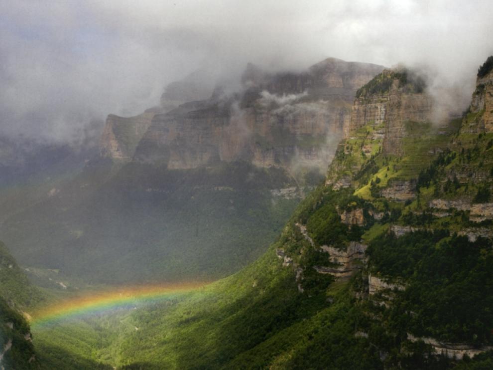 Arcoíris en el valle de Ordesa