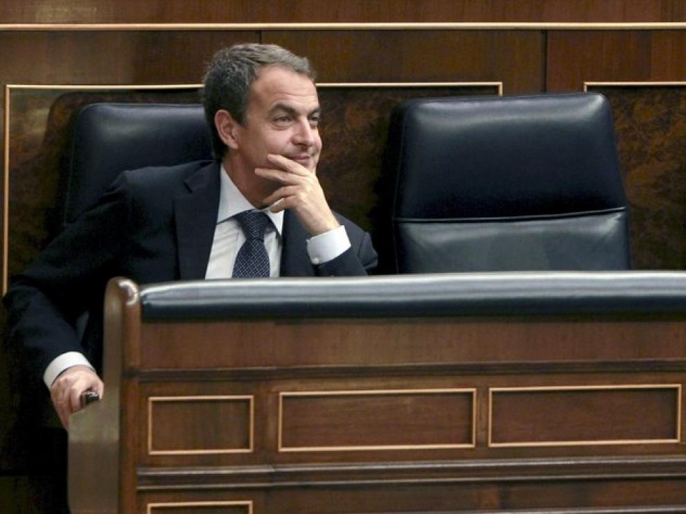 El presidente durante la sesión en el Congreso.