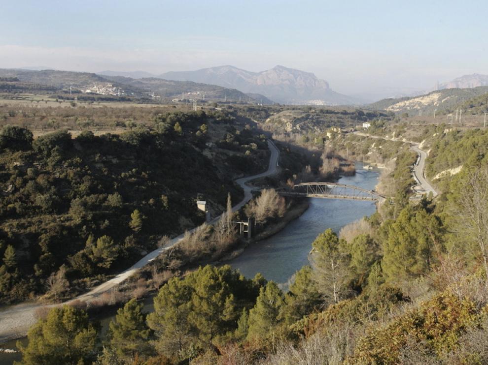 El puente de Santa Eulalia quedaría bajo las aguas del embalse