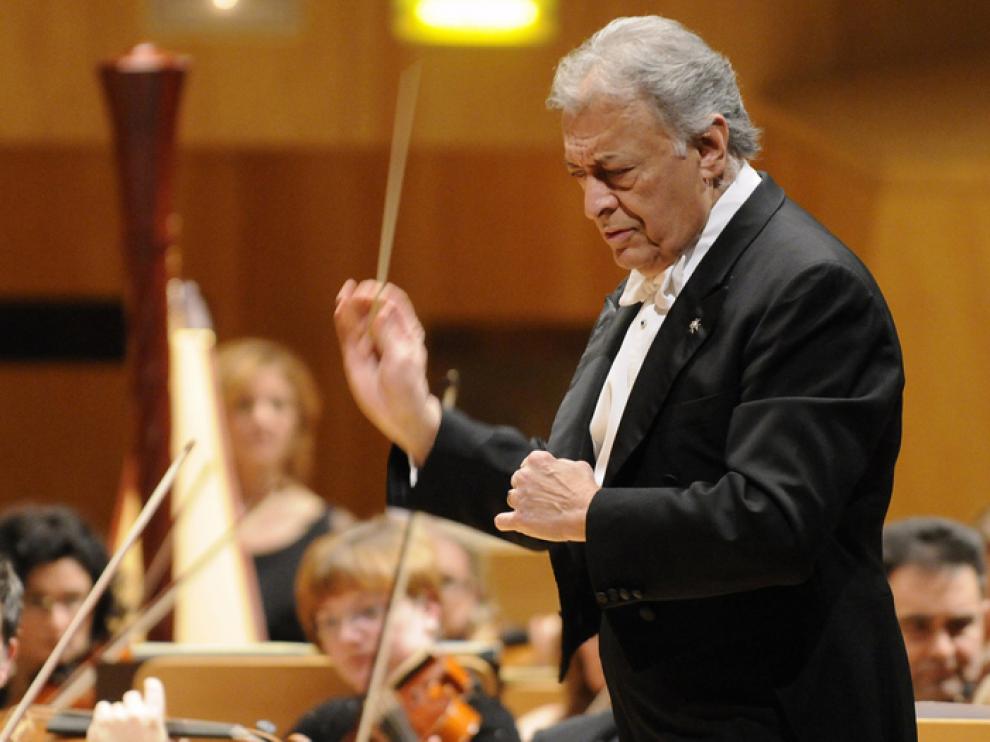 Zubin Mehta durante el concierto de esta noche en el Auditorio de Zaragoza.