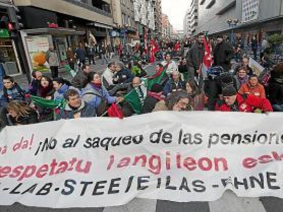 Protesta en las calles de Vitoria.