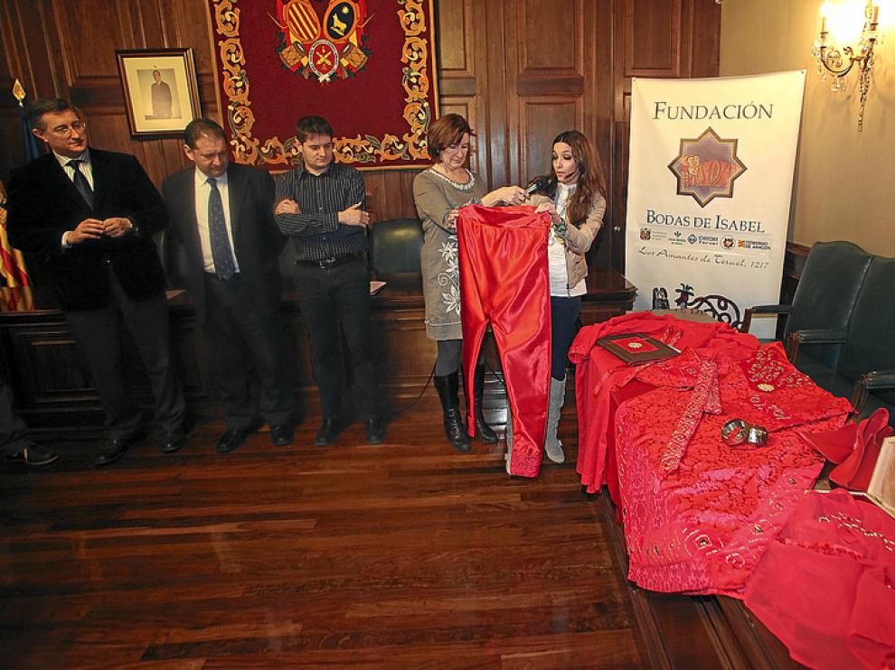 Esthel Gareta, ganadora del concurso de indumentaria medieval