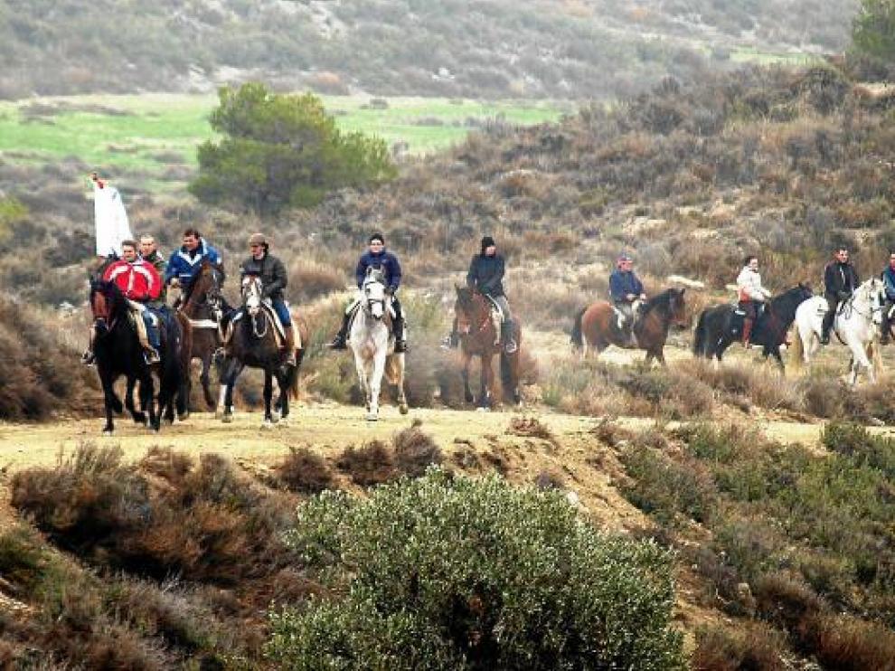El frío no desanimó a los participantes a cabalgar hasta el Santuario.