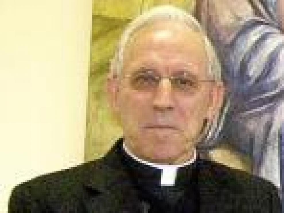 El obispo de Tarazona, monseñor Hernández