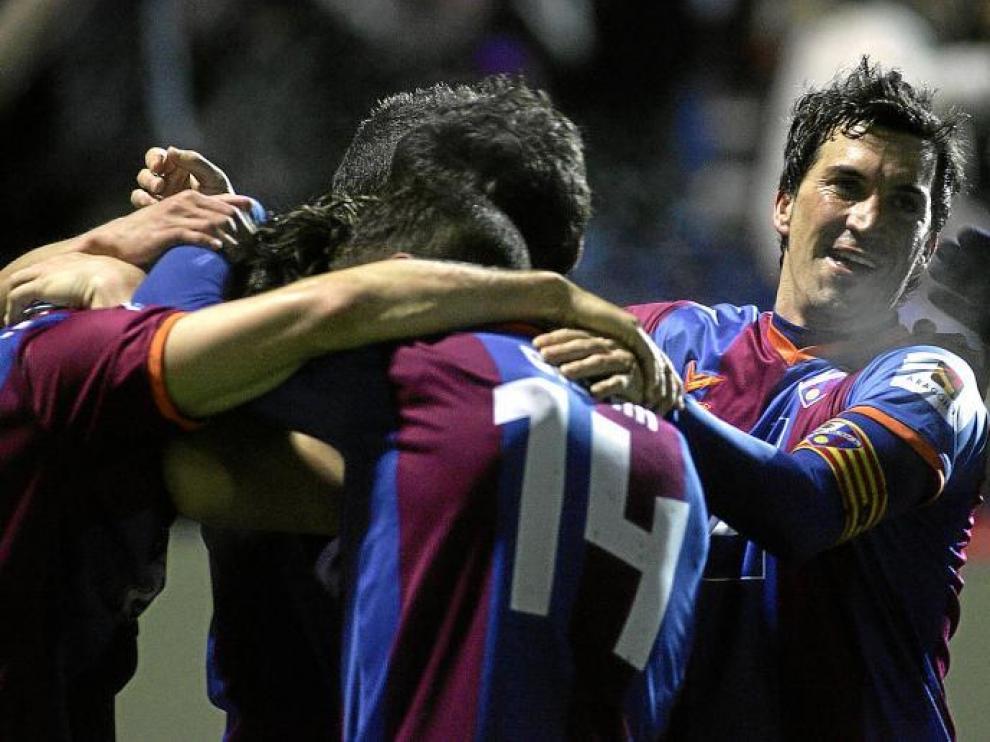 La cara de felicidad de Sorribas tras el gol conseguido in extremis por Camacho habla por si sola.
