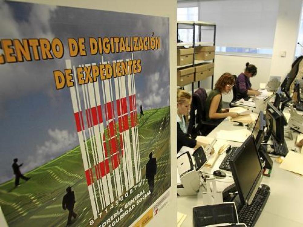 El centro funciona en Walqa desde febrero de 2009 con una plantilla de casi 200 trabajadores.