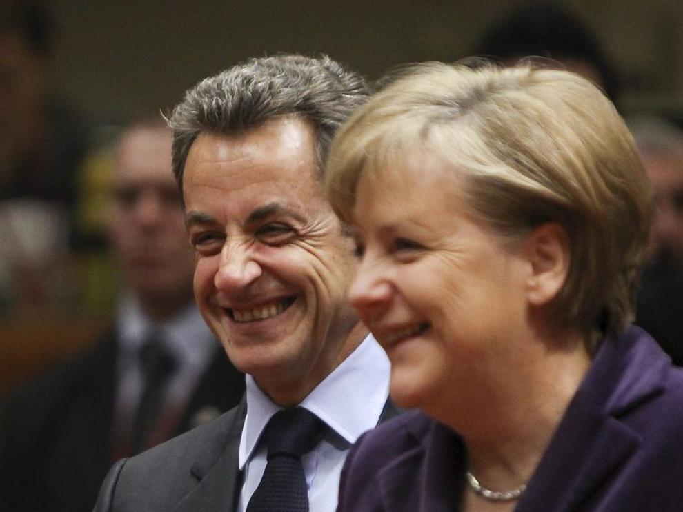 Merkel y Sarkozy, en Bruselas, en una cumbre europea