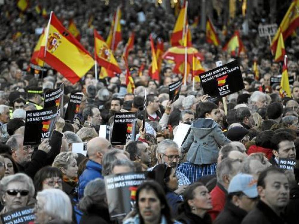 Marcha convocada por la asociación Voces contra el Terrorismo, ayer en Madrid.