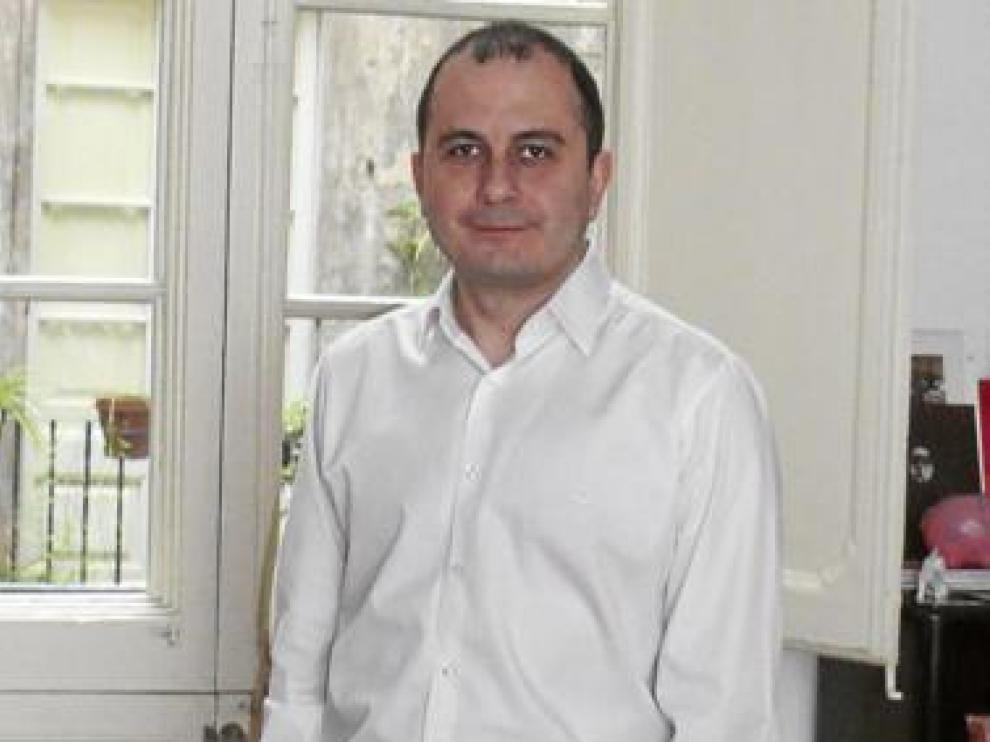 Jesús Gil Vilda acaba de publicar 'Crisis de gran mal'.