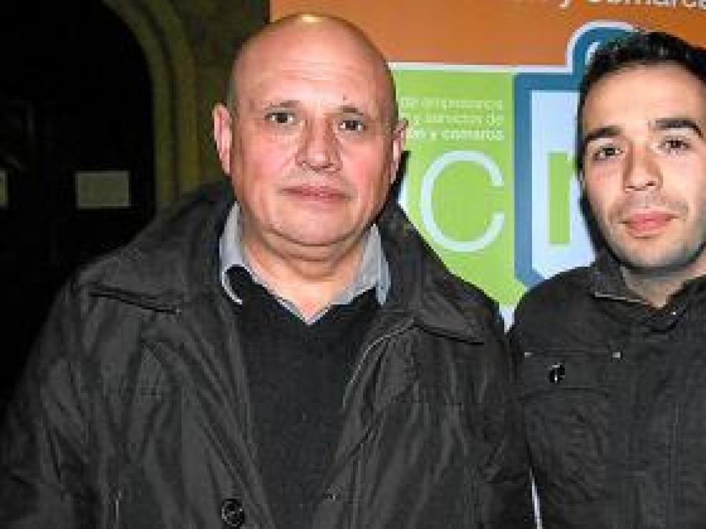 Bernad, a la izquierda, junto a Jesús Guerrero, al que sucederá.