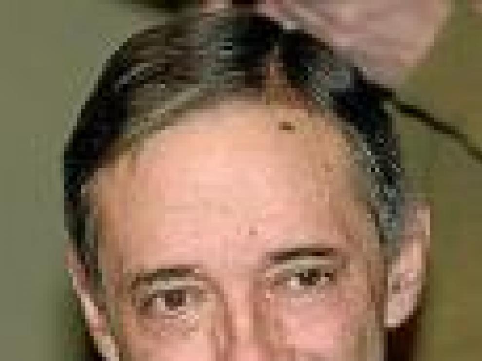 Julio Segura.