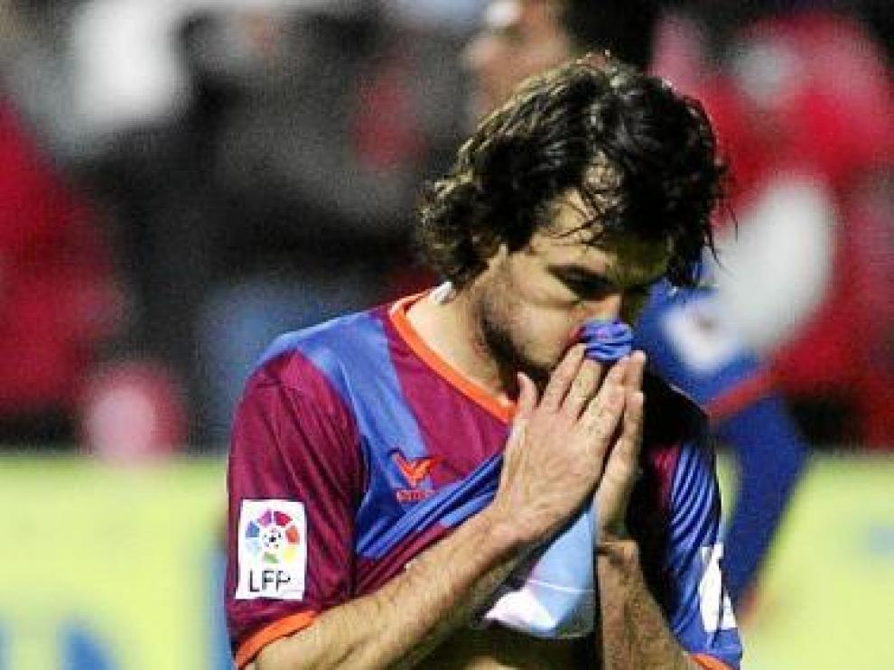 Juanjo Camacho, durante el partido con la Ponferradina.