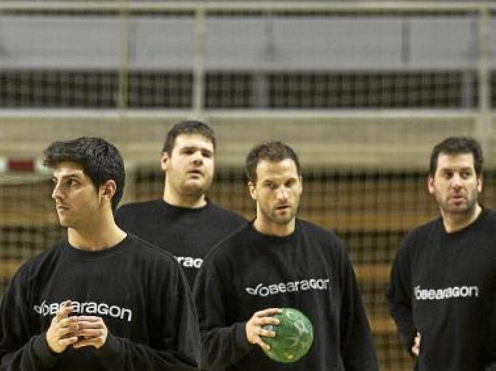 Grau, Montero, Sladic y Bartolomé, ayer, en el entrenamiento.