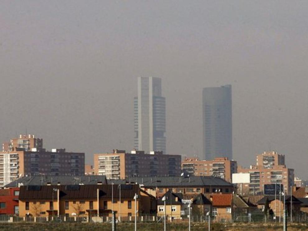 Vista del cielo contaminado de Madrid