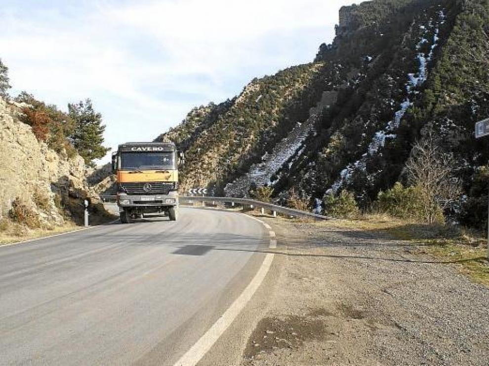 El congosto de Jánovas se salvará con un túnel de 1.630 metros y después la vía cruzará el río Ara.