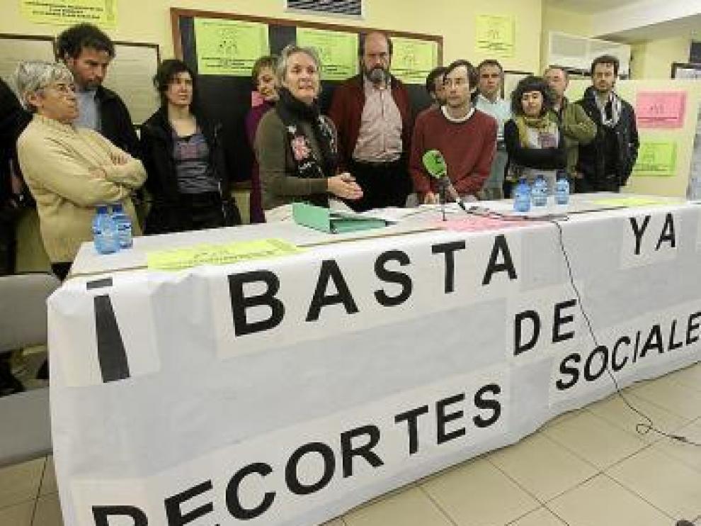 Los convocantes durante el acto de presentación.