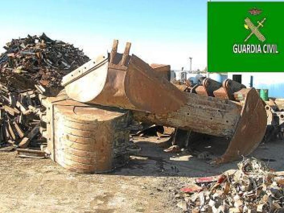 Imagen facilitada por la Guardia Civil de parte del material sustraído.