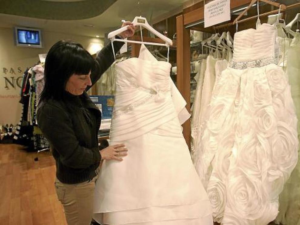 Clara Doto, de la tienda Pasarela Novias de Huesca
