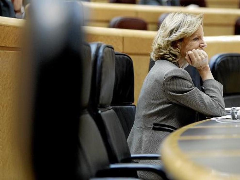 La ministra de Economía, Elena Salgado, durante la última sesión de control al Gobierno.