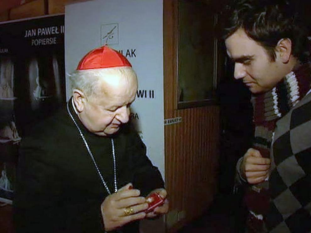 El cardenal polaco Stanislaw Dziwisz le ha enviado la reliquia a su compatriota