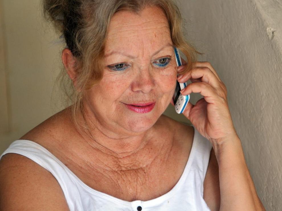 Su esposa Laura Pollán habla con él por teléfono