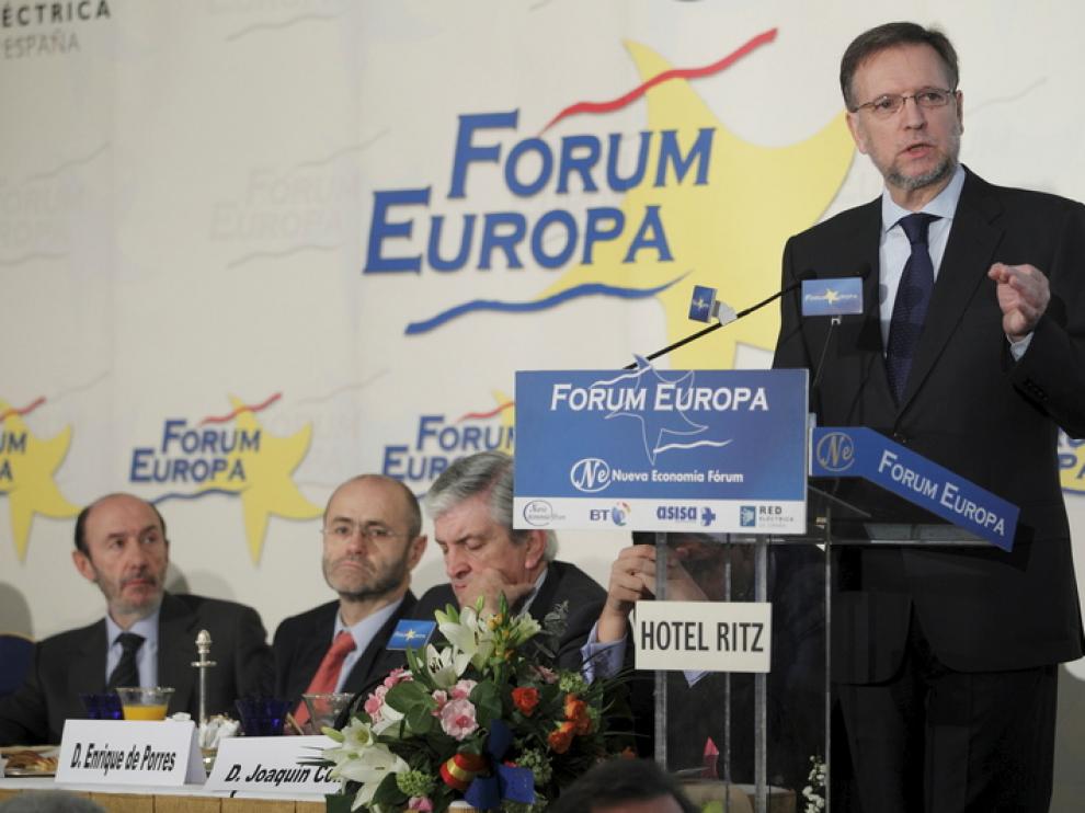 Marcelino Iglesias durante el desayuno del Forum Europa
