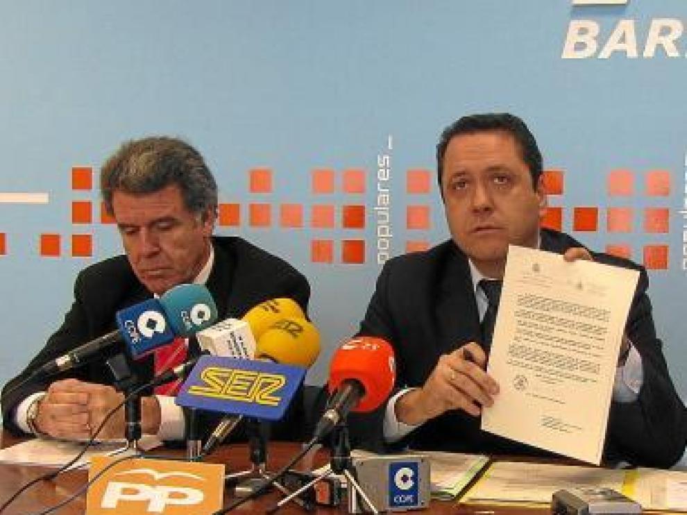 Solana muestra la petición del Tribunal de Cuentas.