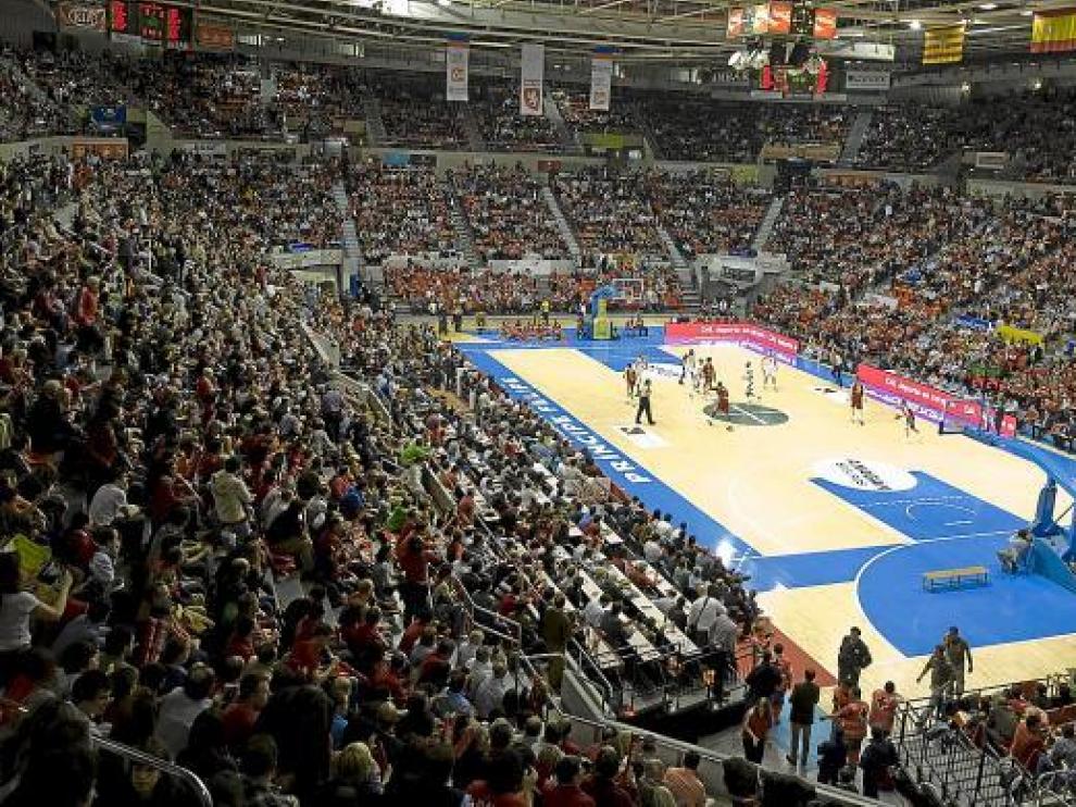 El pabellón Príncipe Felipe, lleno hasta la bandera para celebrar el último ascenso a la ACB.