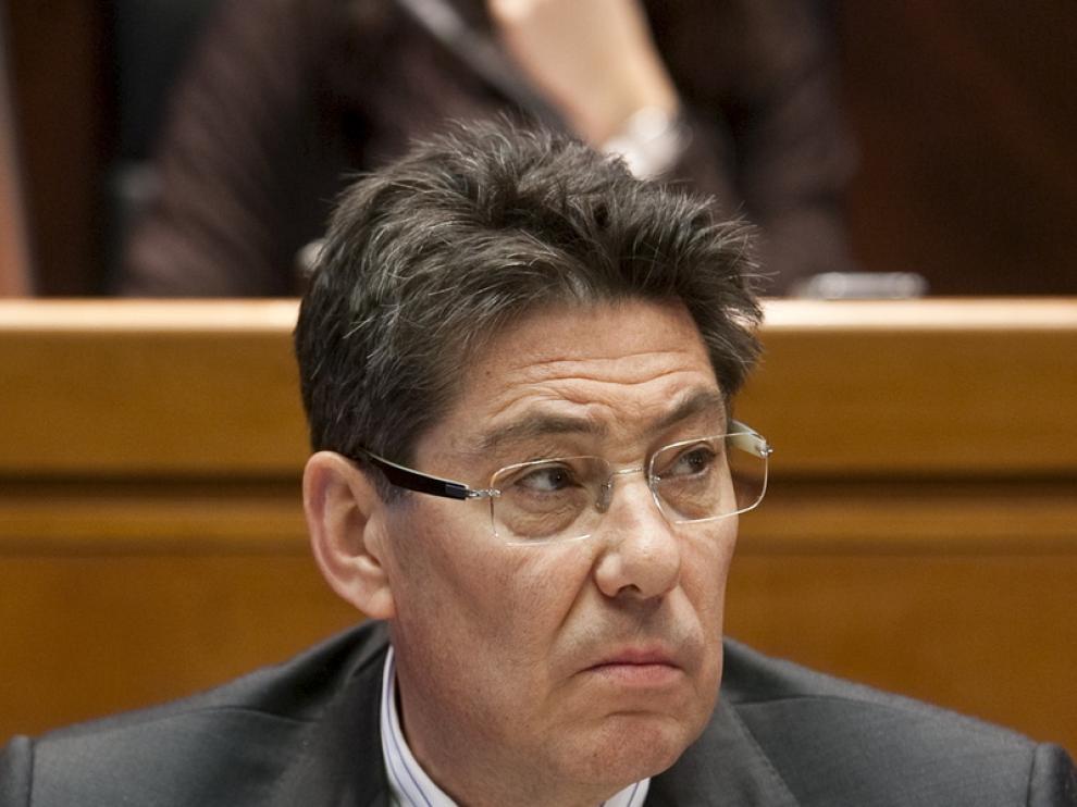 Aliaga durante la Comisón de Industria.