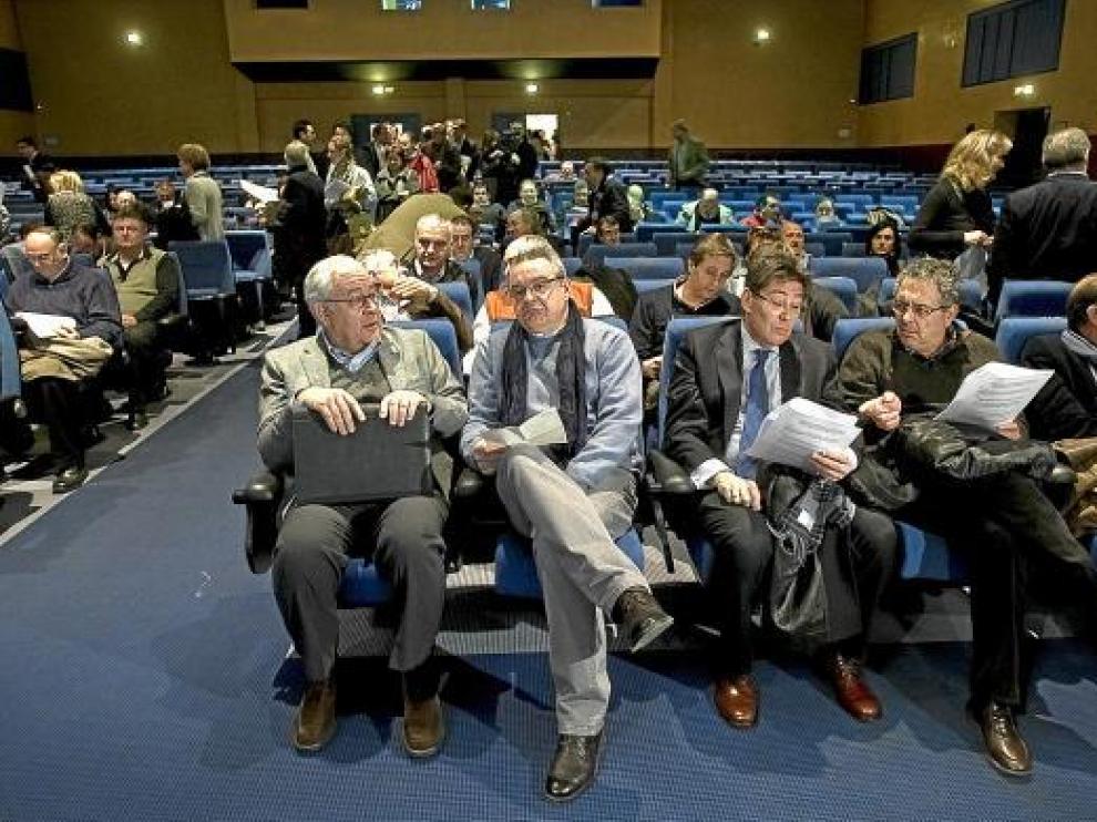 Imagen del comité nacional del PAR en el que se aprobó el reglamento del congreso.