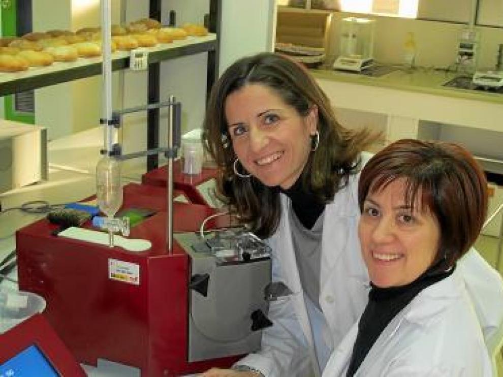 Sara Remón y Estrella Cortés, las investigadoras.