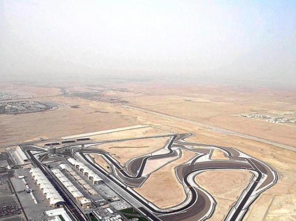 Imagen aérea del circuito de Sahkir, en Bahréin, donde se iniciaba el Mundial de Fórmula 1.