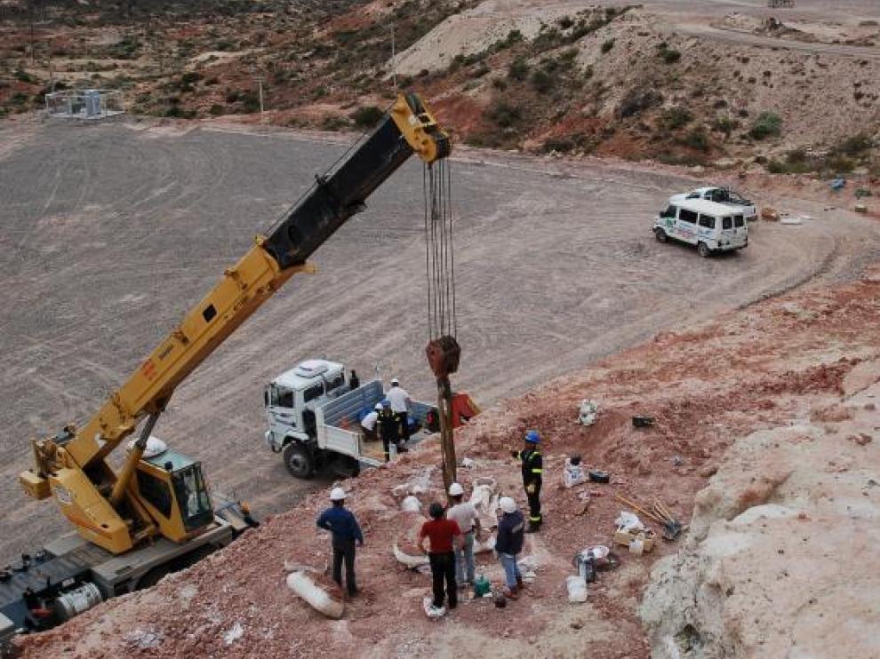 Grúa necesaria para trasladar el fémur