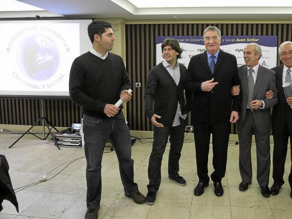 García Sanjuán, Pablo Pemán, Pepe Díaz, Juan Señor, Severino Reija y Pedro Oliva, durante la presentación de la asociación.
