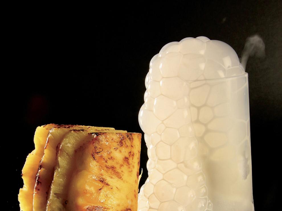 La fotografía 'Espuma de piña' protagoniza el cartel de este año