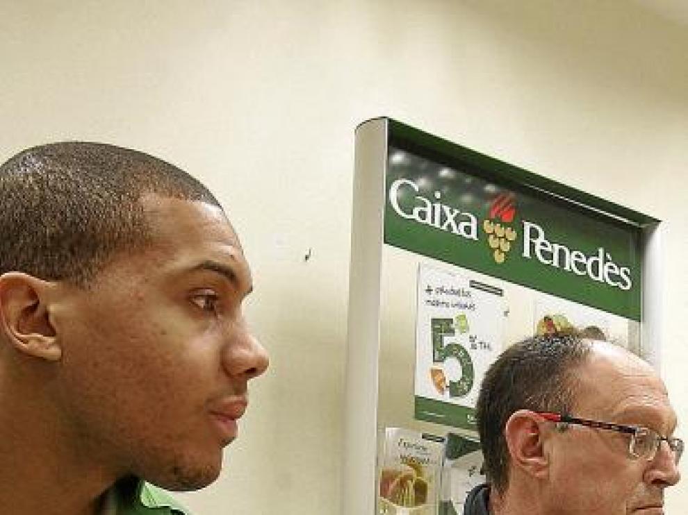 Yango, a la izquierda, y Ángel Navarro, ayer.