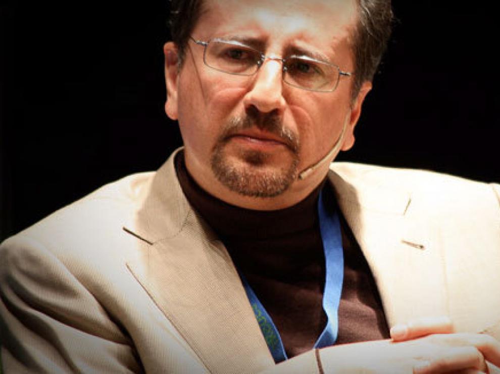 José Luis Orihuela, uno de los ponentes de Iredes