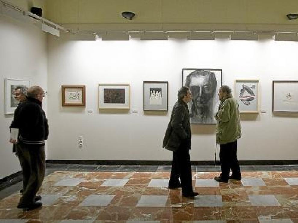 Vista de una exposición en el palacio de Montemuzo.