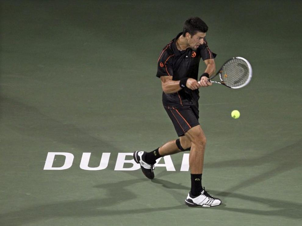 Djokovic vuelve a vencer a Federer en Dubai