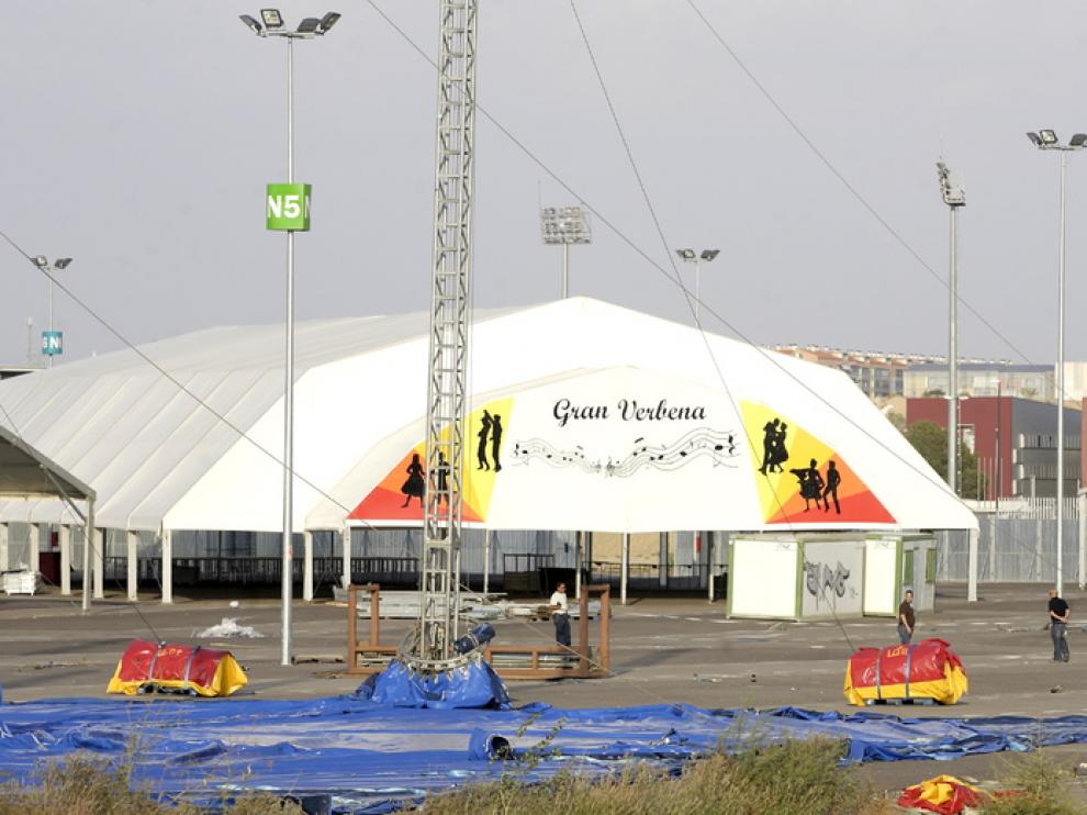 Montaje de Interpeñas en el parquin Norte de la Expo