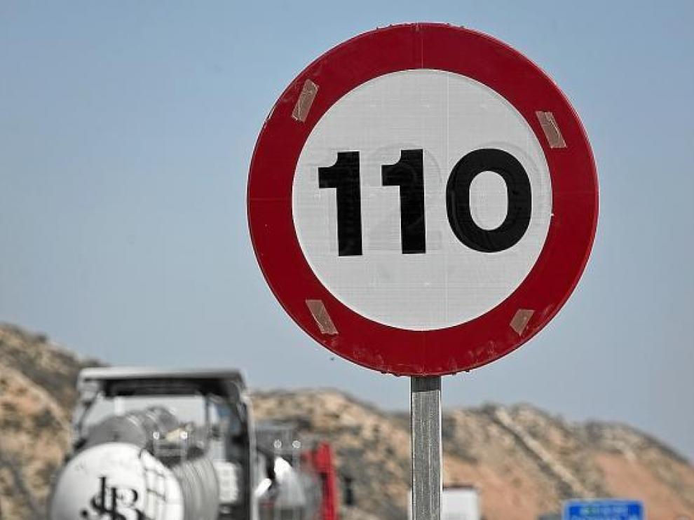 Una de las señales cambiadas en la A-23, a la altura de Botorrita.