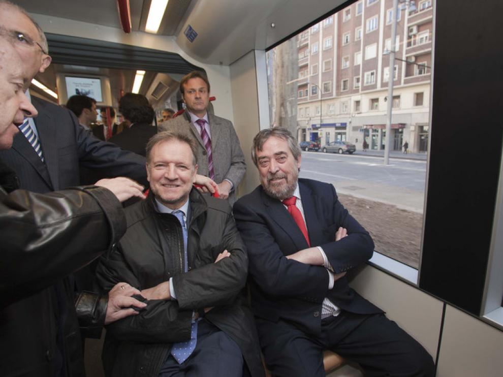 Belloch e Iglesias en la inauguración del tranvía