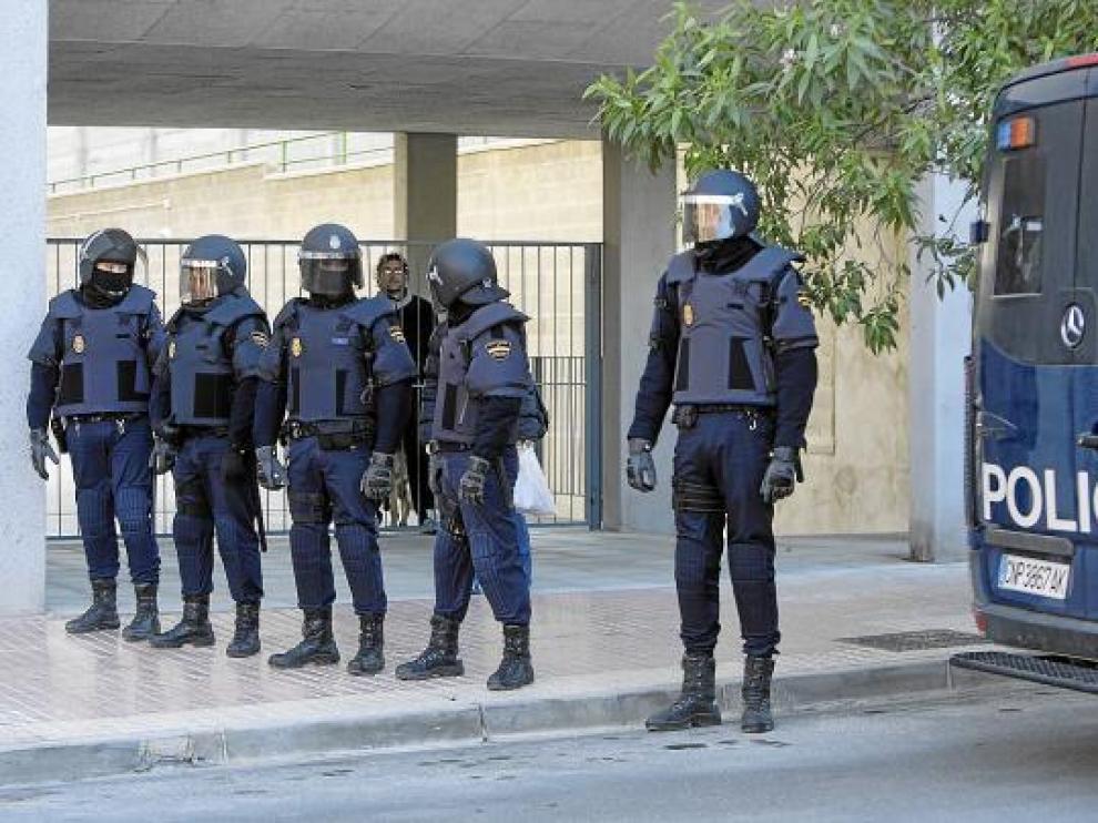 La Unidad de Intervención Policíal ha sido la última en crearse y sí que cuenta con chalecos.
