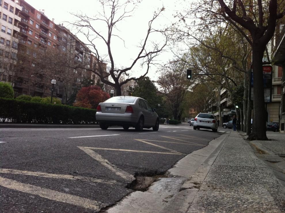 La circulación de motos en Zaragoza pasa por su peor bache