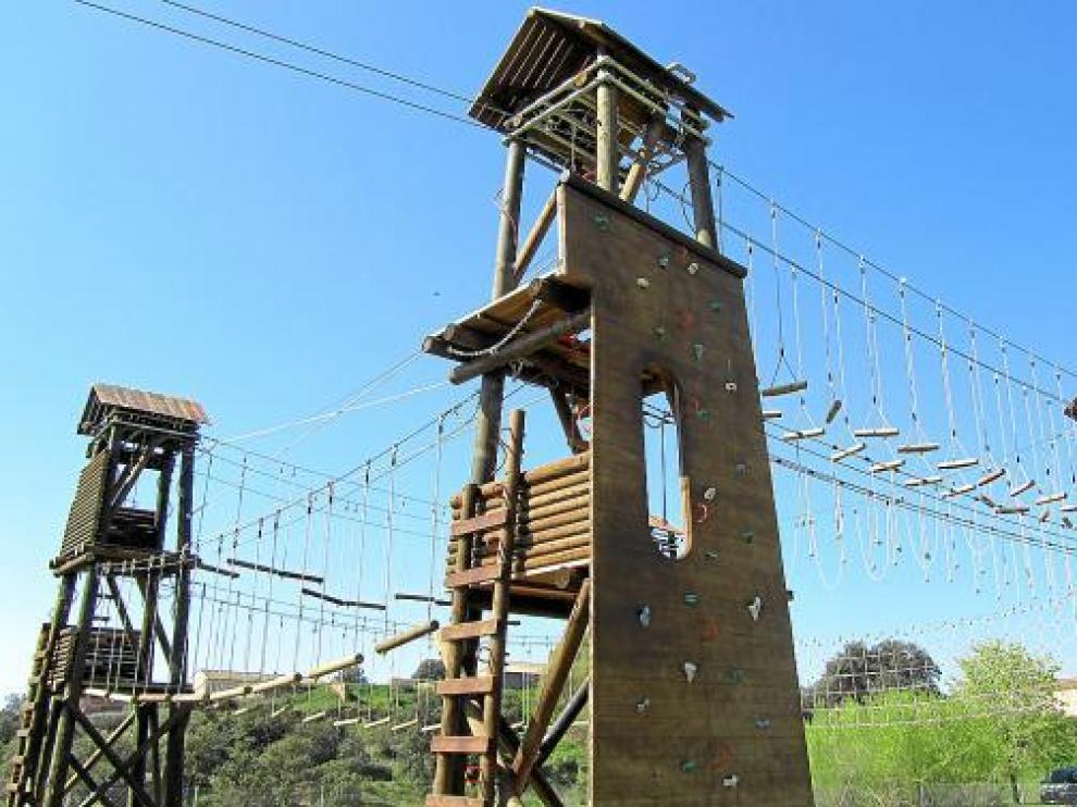Las torres, de 8,5 metros de altura, permiten hacer una caminata 'aérea'.