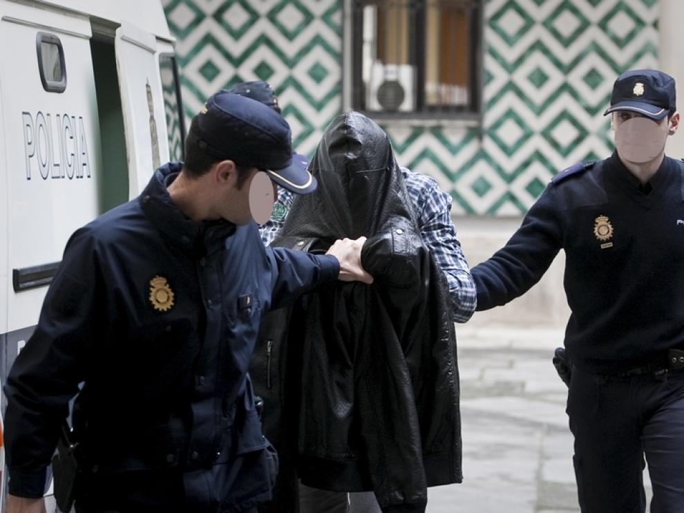 El presunto asesino llega a la Audiencia para el juicio