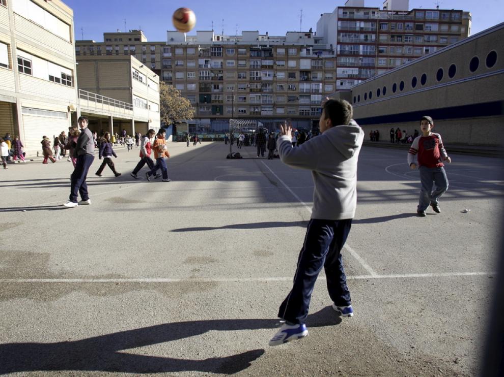 Actualmente hay 120 menores acogidos por familias aragonesas