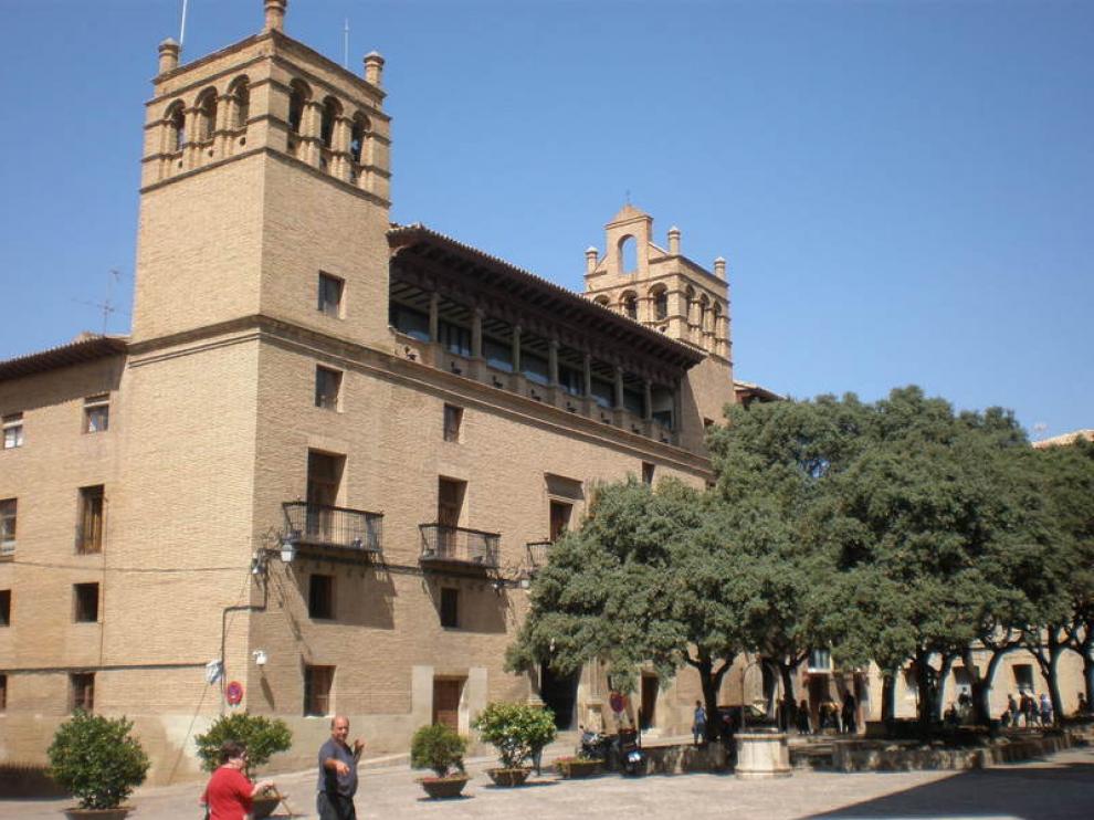 Imagen de archivo del edificio del Ayuntamiento de Huesca