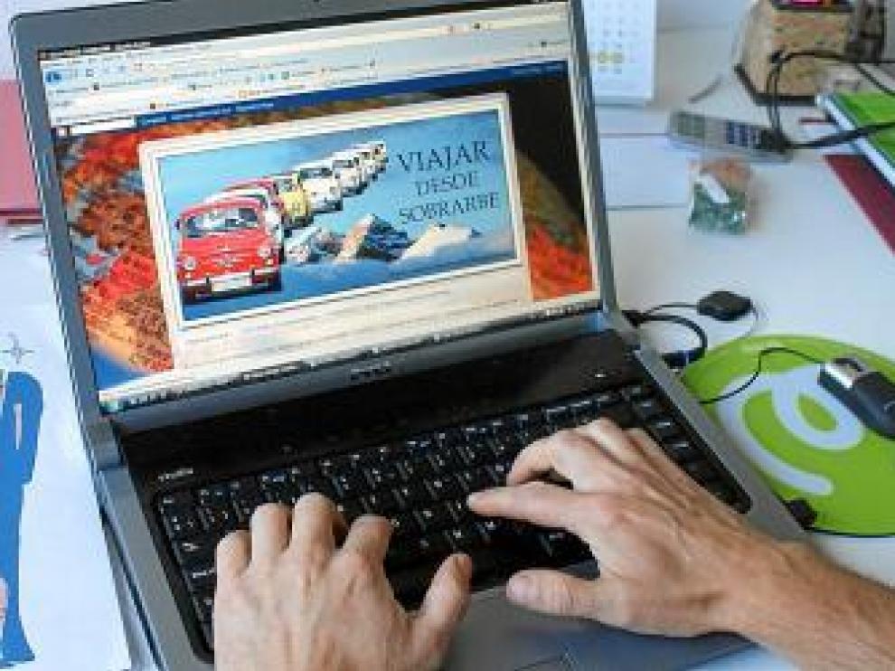 Un usuario escribe en un blog.