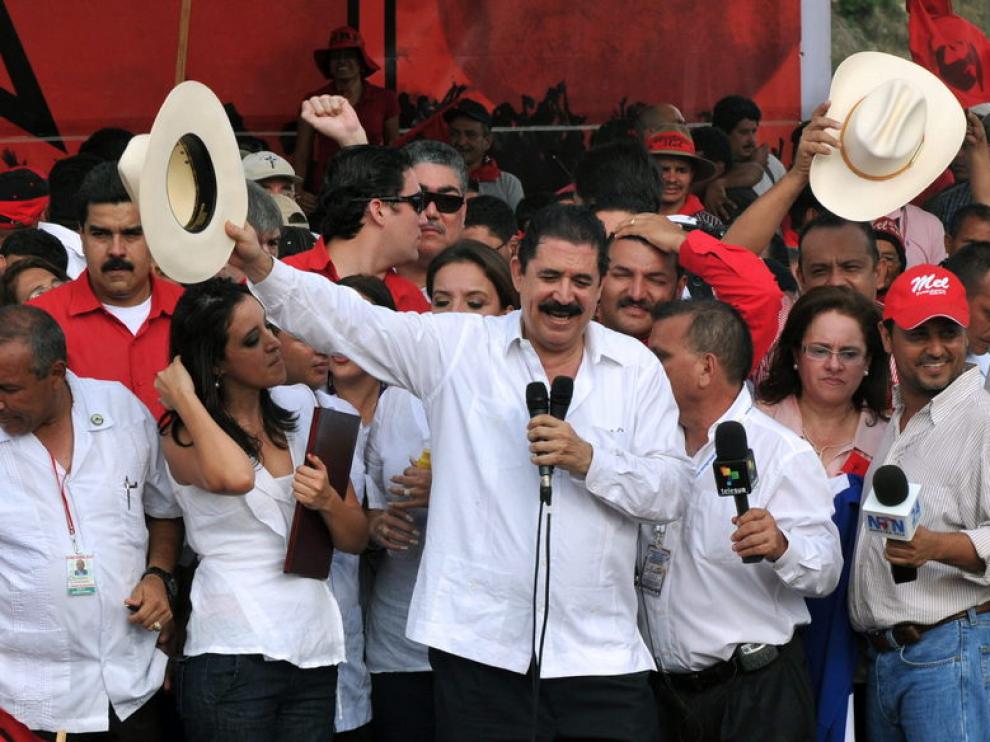El expresidente Zelaya, a su llegada a Tegucigalpa